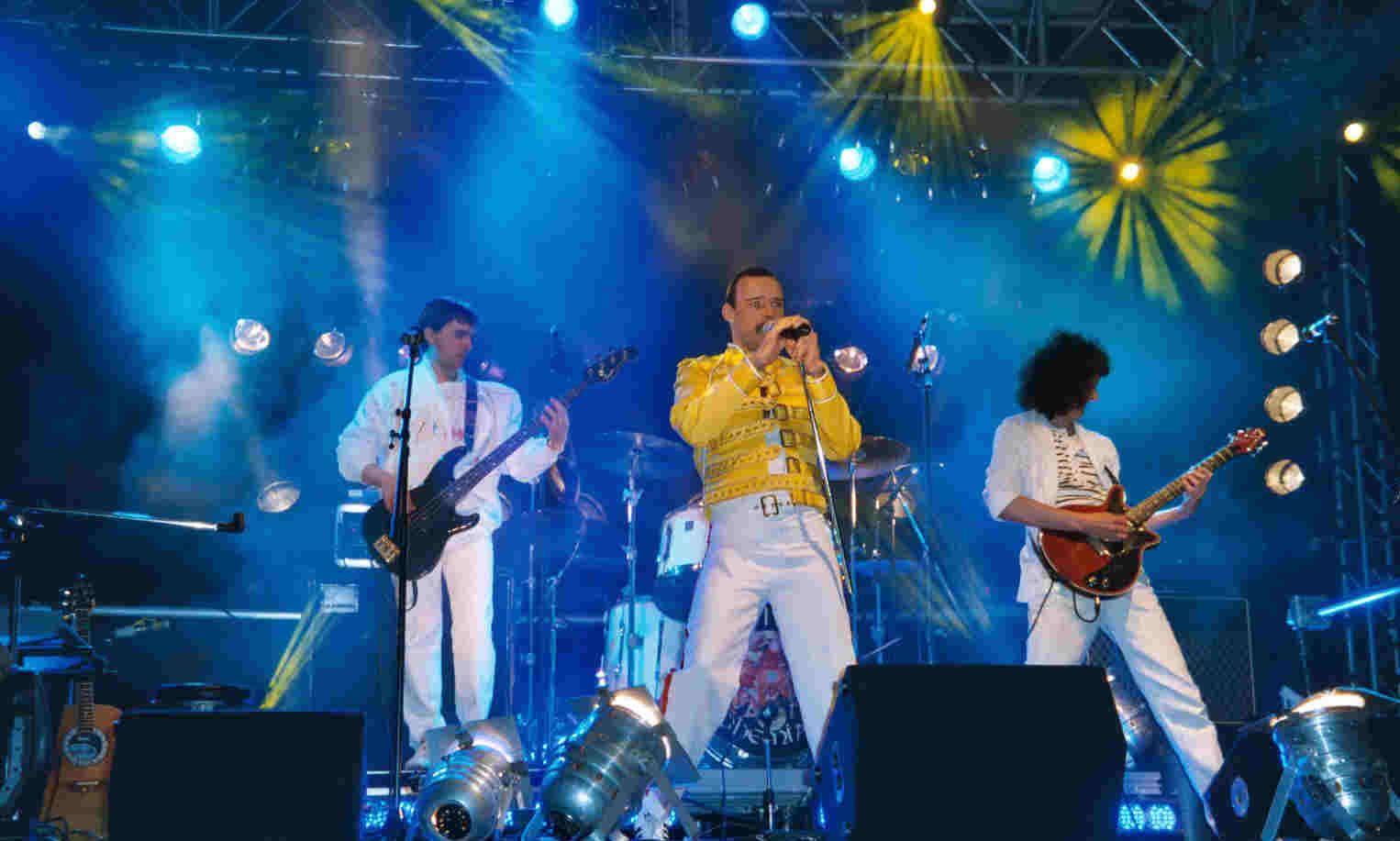 Queen Tribute Band The Bohemians 2